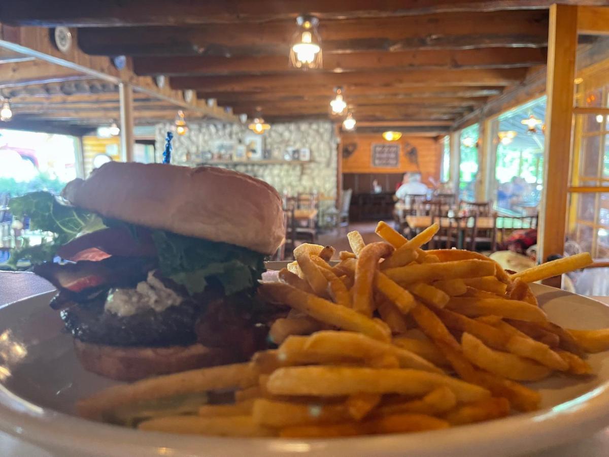 Silver Fork Lodge & Restaurant Brighton Buitenkant foto